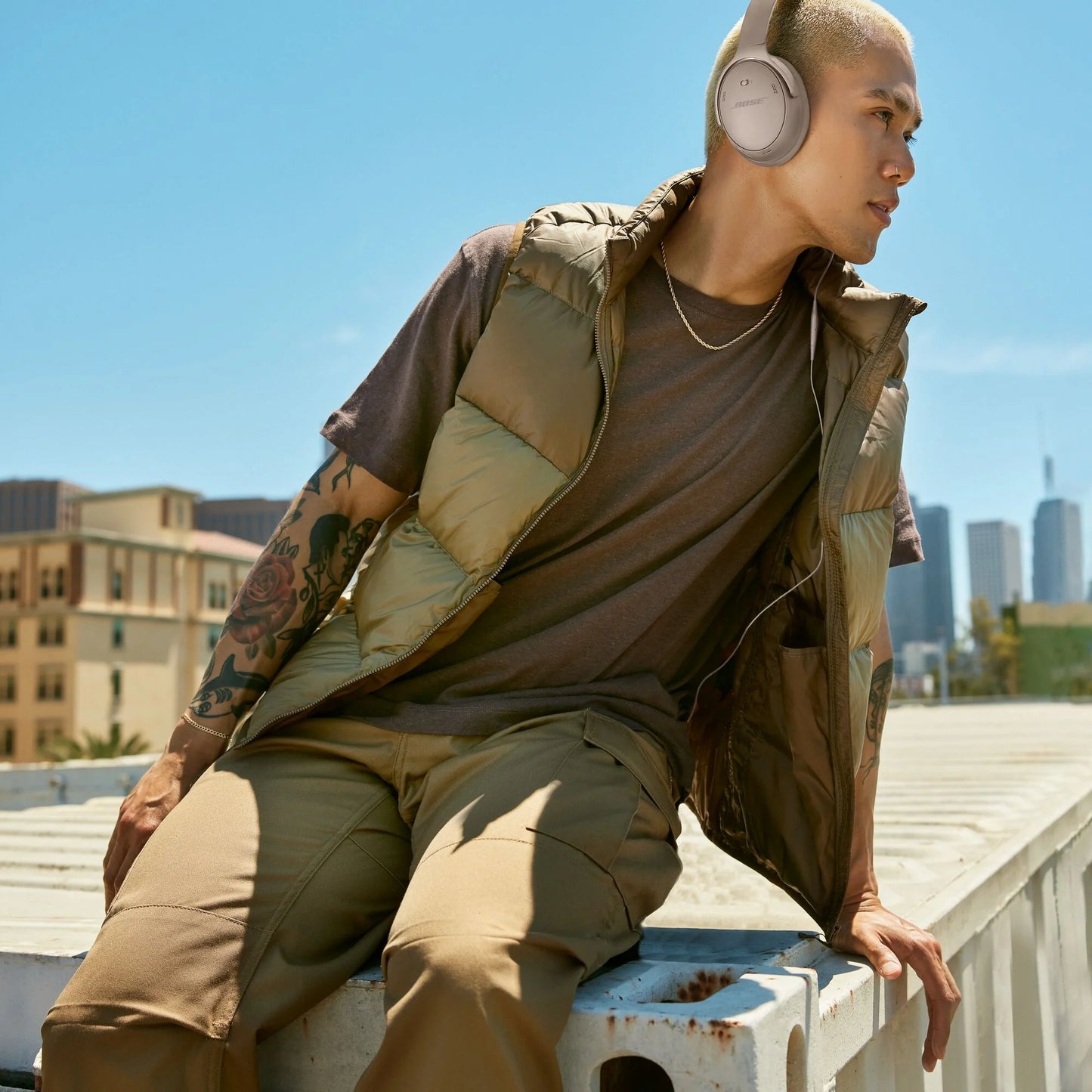 Bose QuietComfort Headphones, Bluetooth Over Ear Noise Cancelling Headphones